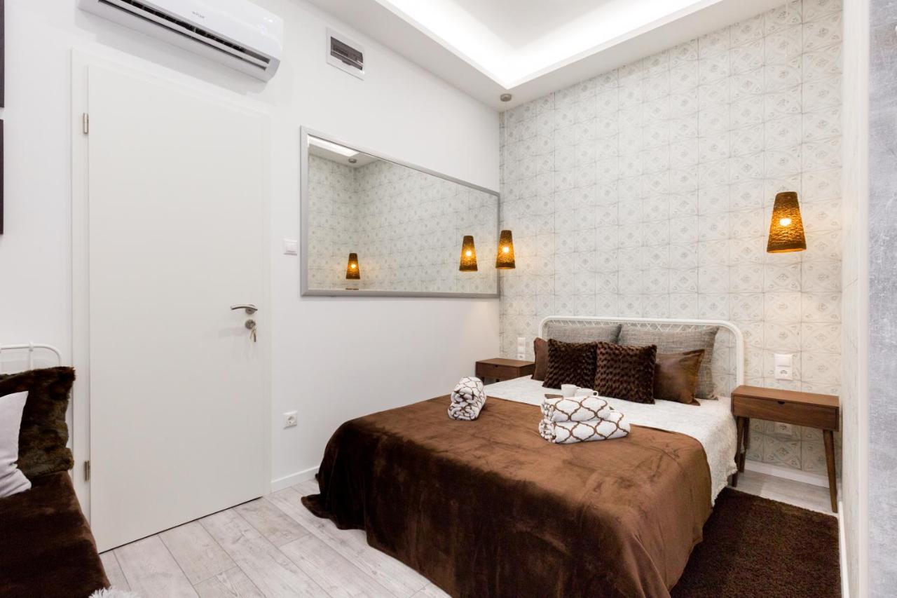 Budapest Holidays Fashion Bagian luar foto